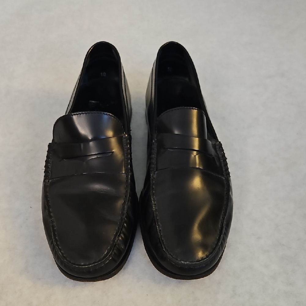 Tod's Elegant Black Leather Loafers